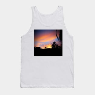 Sunset in the palm oasis Tank Top